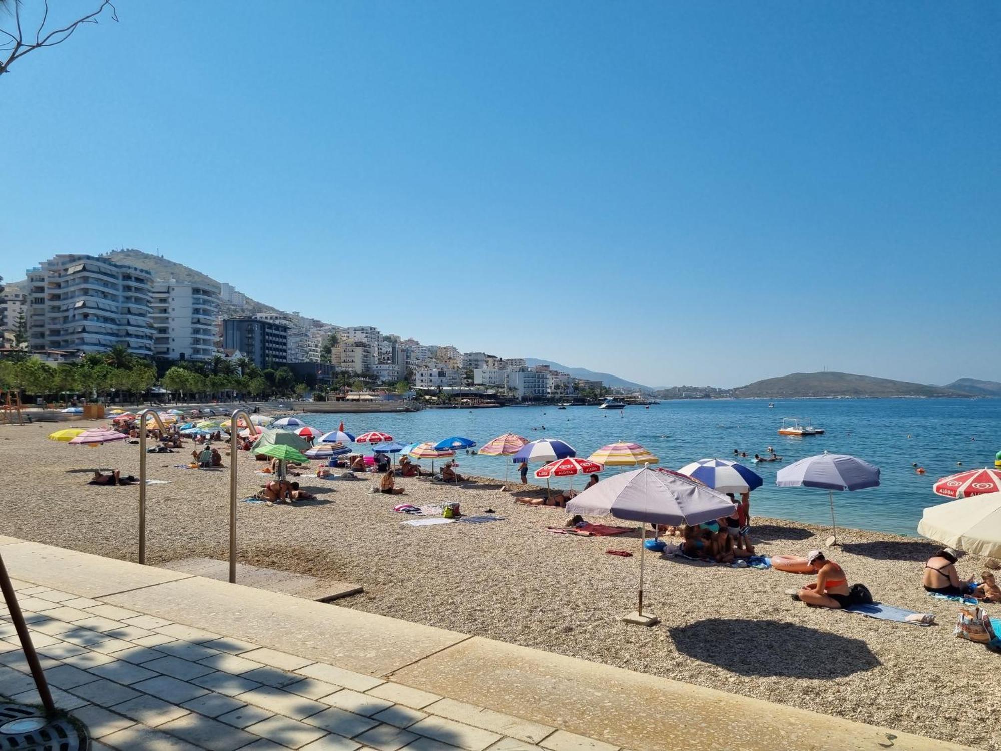 סרנדה Wonderful View Apartments מראה חיצוני תמונה